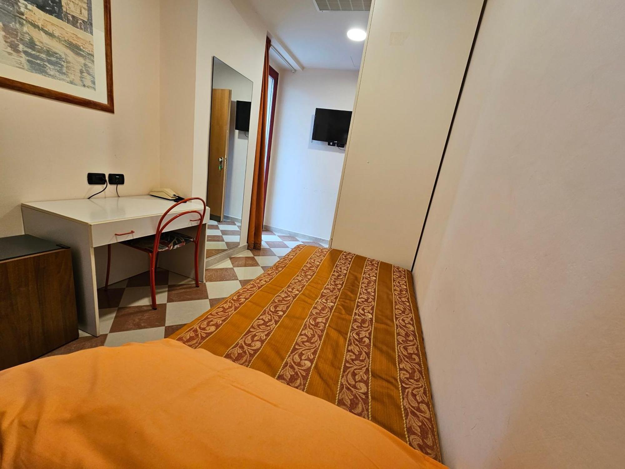 Hotel Fiorella Senigallia Exteriör bild