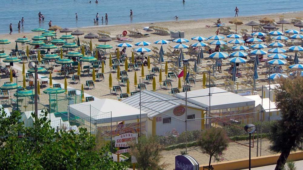 Hotel Fiorella Senigallia Exteriör bild